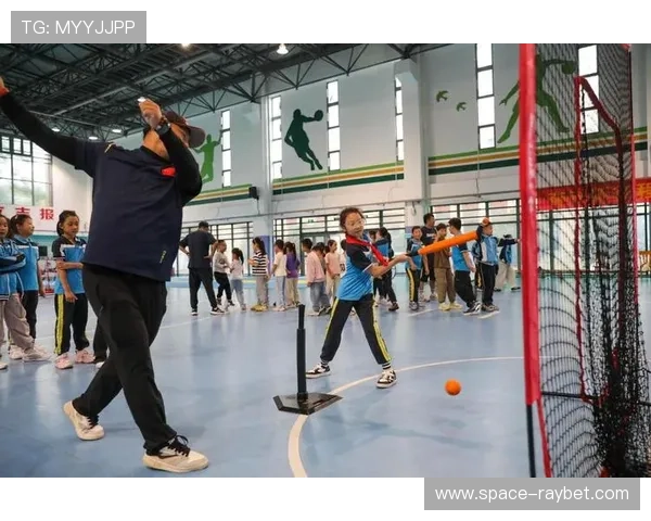 快乐垒球进社区活动将在全国多地继续开展