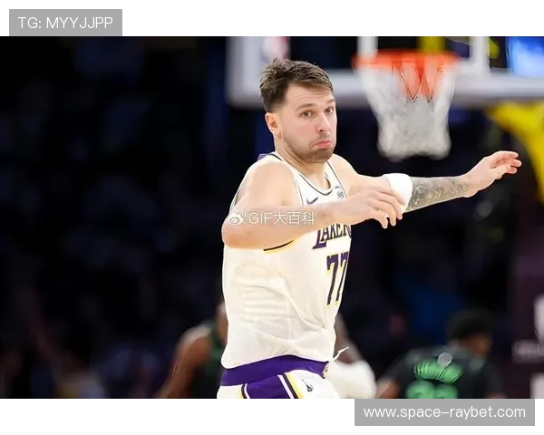 湖人120-114逆转灰熊，东契奇36+9+8率队末节发力