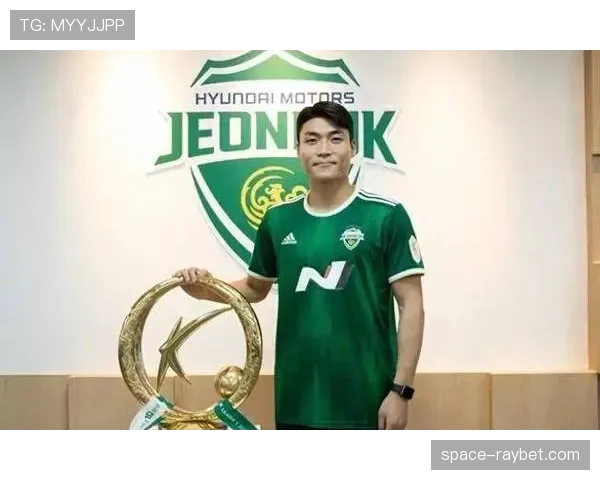 浙江队引进韩国后腰国脚,后防线得到针对性补强 浙江队引进韩国后腰国脚,后防线得到针对性补强